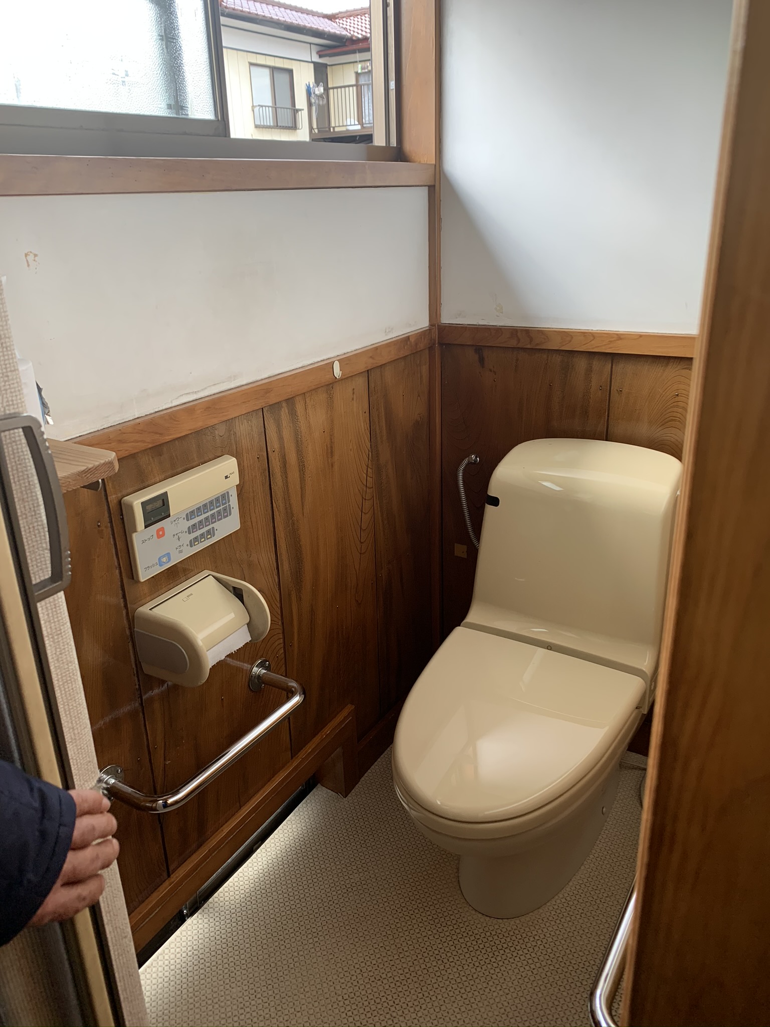 ###u.ハマネツ屋外トイレ TU-iXシリーズ 標準仕様 ポンプ式簡易水洗タイプ 洋式便器 便槽330L  受注約1ヵ月 - 1